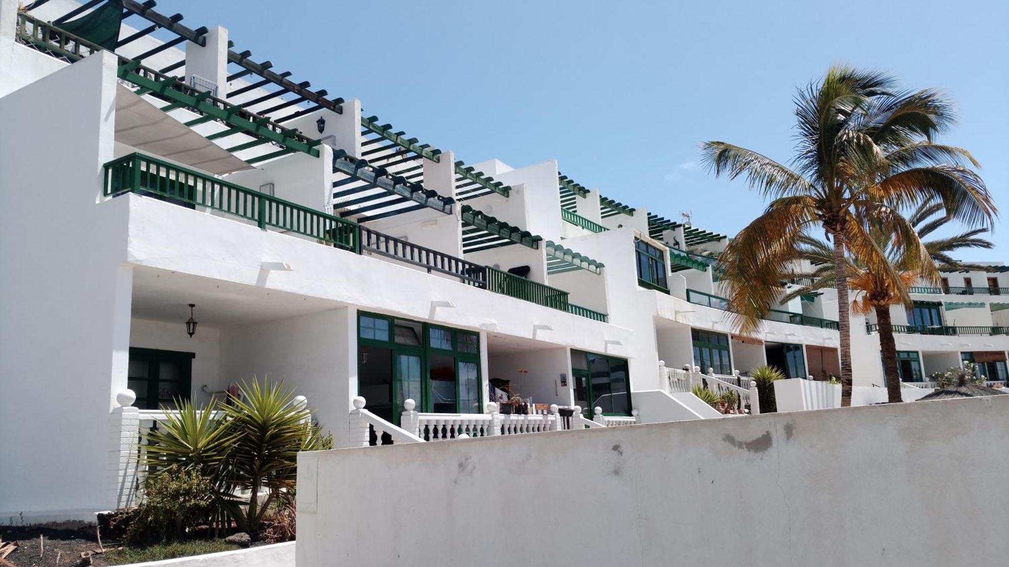 Tuscan Apartment Mit Meerblick Und Sonnenterrasse Costa Teguise Eksteriør billede